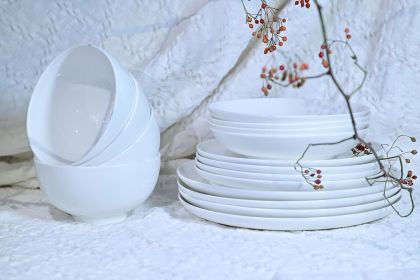 Lily Bone China Dinnerware Set, 16 Piece, Microwave And Dishwasher Safe (Color: White)